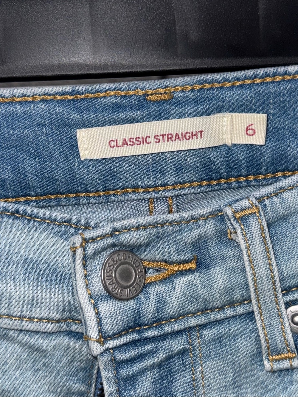 Levi’s Classic Straight High Rise Light Wash Straight Leg Jeans Size 6 - Picture 5 of 5